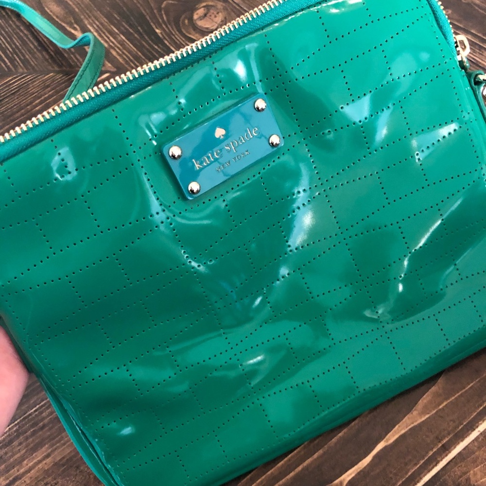Genuine Kate Spade laser-cut crossbody purse - Picture 2 of 5